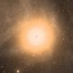 Es el nombre de la estrella más brillante de la constelación de Escorpio y una de las más brillantes del cielo nocturno. Muy conocida por su bello tono rojizo, está a 550 años luz.