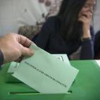 5c8a9eef230000dd04235a4d