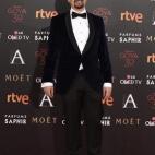 5c8a4fb4260000f903fe3052