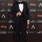 5c8a4fbb20000045046eff74