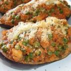 Aunque la receta es con quinoa, se puede sustituir fácilmente por arroz. En Cookpad puedes ver cómo prepararla.