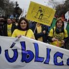 5c8aa12a360000a61b6bbe27