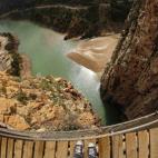 5c8aa11d2500000d04c950b2