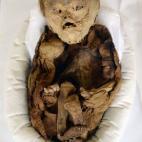 5c8aa14b360000c81a6bbe79