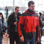 Familiares en el aeropuerto de Barcelona.