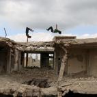 5c8a6558260000e804fe4bba