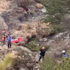 Personal de rescate en el lugar del accidente