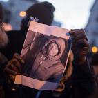 5c8a7526260000ea04fe5f18