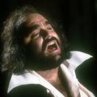 El cantante griego falleció el sábado 24 de enero en su casa de Atenas. Tenía 68 años y llevaba seis años sin publicar ningún disco. El último, Demis, lo sacó en 2009. La noticia de su muerte la dio su hija Emily dos días después de lo...