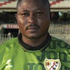 El exportero del Rayo Vallecano falleció el martes 27 de enero como consecuencia de un cáncer. El nigeriano tenía 48 años y permanecía ingresado en un hospital de Tampa (Florida, EEUU).