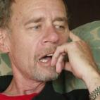 El prestigioso columnista David Carr falleció en la redacción de The New York Times a los 58 años. Era famoso por su columna Media Equation, en la que escribía sobre los medios de comunicación y su intersección con los negocios, la cultura...