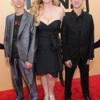 El actor Sawyer Sweeten (izquierda), de 19 años, se suicidó el 23 de abril de 2015. Sweeten era conocido por su papel en la serie Todo el mundo quiere a Raymond, en la que actuaba junto a su gemelo Sullivan y su hermana Madylin (en la imagen)....