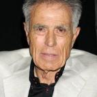 El periodista (Ayamonte, 1937) falleció el 4 de mayo a los 77 años. Fue uno de los rostros más conocidos de la televisión y un referente del periodismo en España. Hermida inició su carrera en el semanario de Acción Católica, Signo, en ...