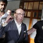 El empresario José María Ruíz Mateos falleció el 7 de septiembre de 2015 en El Puerto de Santa María (Cádiz). Tenía 84 años. El fundador de Rumasa, casado con Teresa Rivero, con quien tenía trece hijos, fue enterrado en Rota (Cádiz), s...