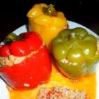 Con carne picada y arroz. Aquí puedes ver la receta.