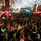 Aglomeraciones en el centro de Londres tras el fin del confinamiento