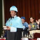 Paco de Lucía, durante el acto de su investidura como doctor 'honoris causa' por la Universidad de Cádiz (UCA), en 2007.