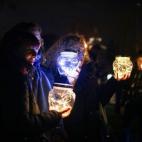 5c8b238e2500000d04ca2572