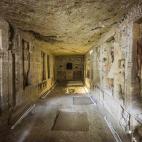 5c8a521220000045046f02d3