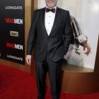 5c8ae21b240000f7054c9e0a