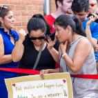 Seguidoras de Johnny Depp celebran el veredicto.