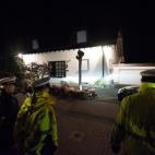 La Policía, frente a la vivienda de Montabaur.