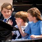 Jorge, Charlotte y Louis, hijos de los duques de Cambridge