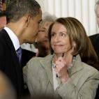 Con la líder de la minoría demócrata en la Cámara de Representantes, Nancy Pelosi.