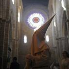 5c8aa35e250000520681716c