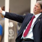 El exfutbolista y exentrenador Cesare Maldini, referencia del AC Milan de las décadas de los 50 y 60, y padre del también exjugador Paolo Maldini, falleció el 3 de abril en Milán (Italia) a los 84 años.