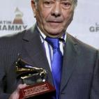 El guitarrista granadino Juan Carmona murió el jueves 30 de junio en Madrid. Tenía 83 años y era famoso por pertenecer a la dinastía flamenca de los Habichuela, que empezó su abuelo, continuó su padre y que ahora siguen sus hijos y su sobr...