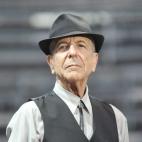 El canadiense Leonard Cohen falleció el jueves 10 de noviembre a los 82 años, según se comunicó a través de su página de Facebook. Considerado "uno de los más prolíficos y respetados autores del panorama internacional", Cohen era conocid...