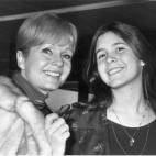 5c8aa4ea2000009d036f76a1