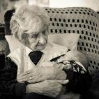 Laura "Nana" Smith con su bisnieto, Joseph Sherman.