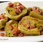 Perfectas para depurar despu&eacute;s de unos d&iacute;as de exceso. S&oacute;lo llevan alcachofas, jam&oacute;n, lim&oacute;n, ajo y aceite de oliva. Prep&aacute;ralas siguiendo esta receta.