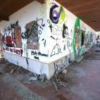 5c8a99e7230000dd04234fd6