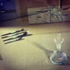 CREADOR: Duralex/Georg Jensen/Rafael Marquina FECHA: 1954/1957/1961 PAÍS: Francia/Dinamarca/España QUÉ ES: Unos vasos, unos cubiertos, una vinagrera CURIOSAMENTE... Los vasos de Duralex se usaron en colegios y cafés de toda Francia antes...