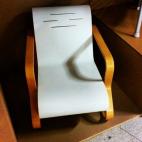 CREADOR: Alvar Aalto FECHA: 1932 PAÍS: Finlandia QUÉ ES: Una butaca CURIOSAMENTE... Originalmente fue pensada para enfermos de tuberculosis que tenían que pasar mucho tiempo sentado, para que estuvieran lo más cómodos posibles. Aalto t...