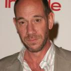 El actor Miguel Ferrer, conocido por participar en series y películas como CSI, NCIS: Los Angeles, Twin Peaks, Robocop, Mujeres Desesperadas… falleció el 19 de enero en su casa de Los Ángeles (California) a causa de un cáncer de garganta. ...