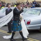 5c8aa5ef250000520681786e