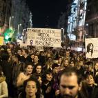 5c8a6abb360000c81a6b737e