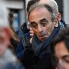 61a6288326000009563cf75e