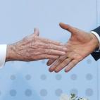 5c8aa5f12300000401236cb9