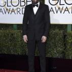 5c8ab441250000bd058195f8