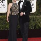 5c8ab44e20000043046f963a