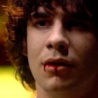 Muere, pero aparece a modo de fantasma en el &uacute;ltimo cap&iacute;tulo, para abrazar a David. Qui&eacute;n sabe en qu&eacute; condiciones volver&aacute; a 'El reencuentro'.