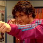 Reconciliado con David, que lo culpaba de la muerte de Fer.