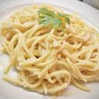 La autora recomienda hacerlo con queso Pecorino italiano. Sigue estos pasos para hacerla.