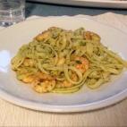 Ajo, perejil y cilantro son los otros ingredientes necesarios para esta receta.