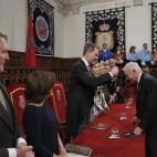 5c9887e22300009800af3bd2